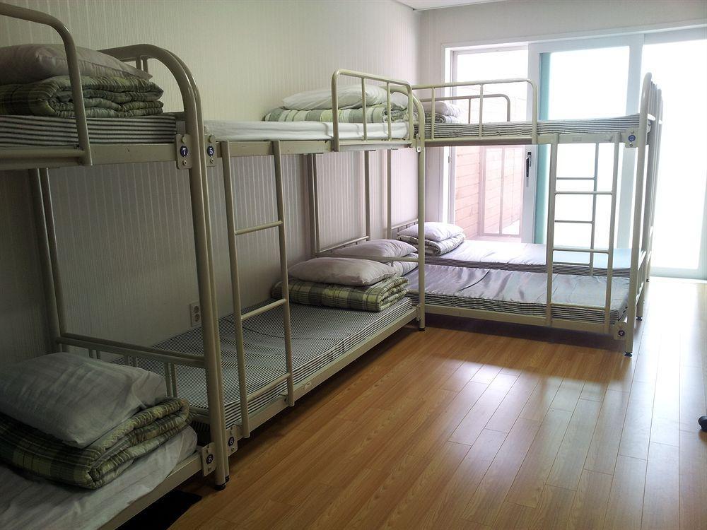 Phil House Hostel Guri Exterior foto